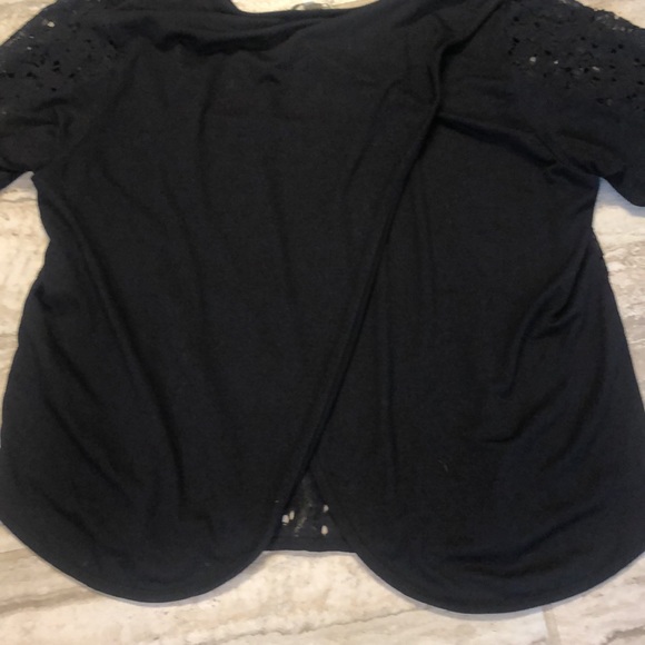 NWT Anthropologie  Weston Wear Upstaged Lace Tee Split Blouse Black Size Small - Picture 11 of 15